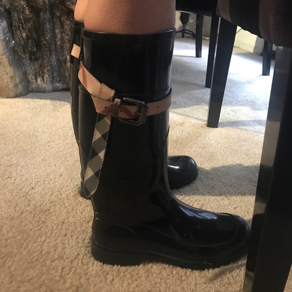 Burberry Rain boots - Picture 5 of 7